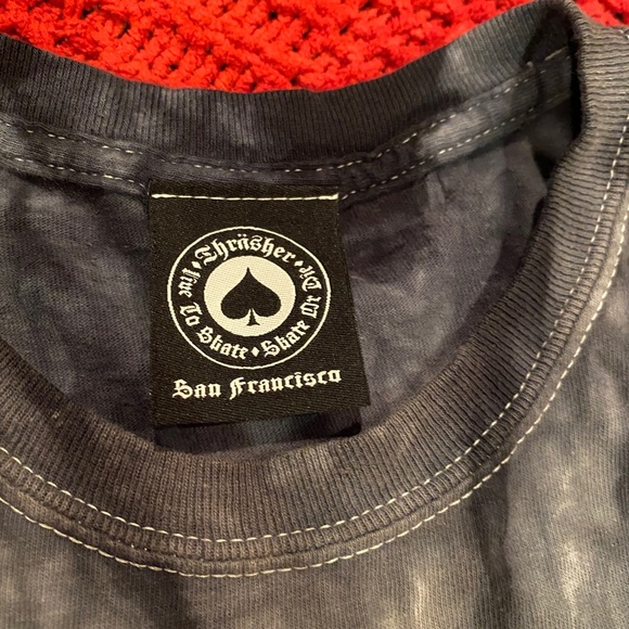 Cropped Thrasher shirt - Picture 3 of 3